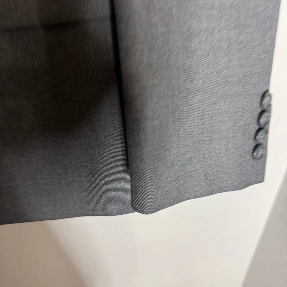 Alfani 2pc Suit Mens Gray Slim Fit Top, 32/30 Bottom Slim Fit